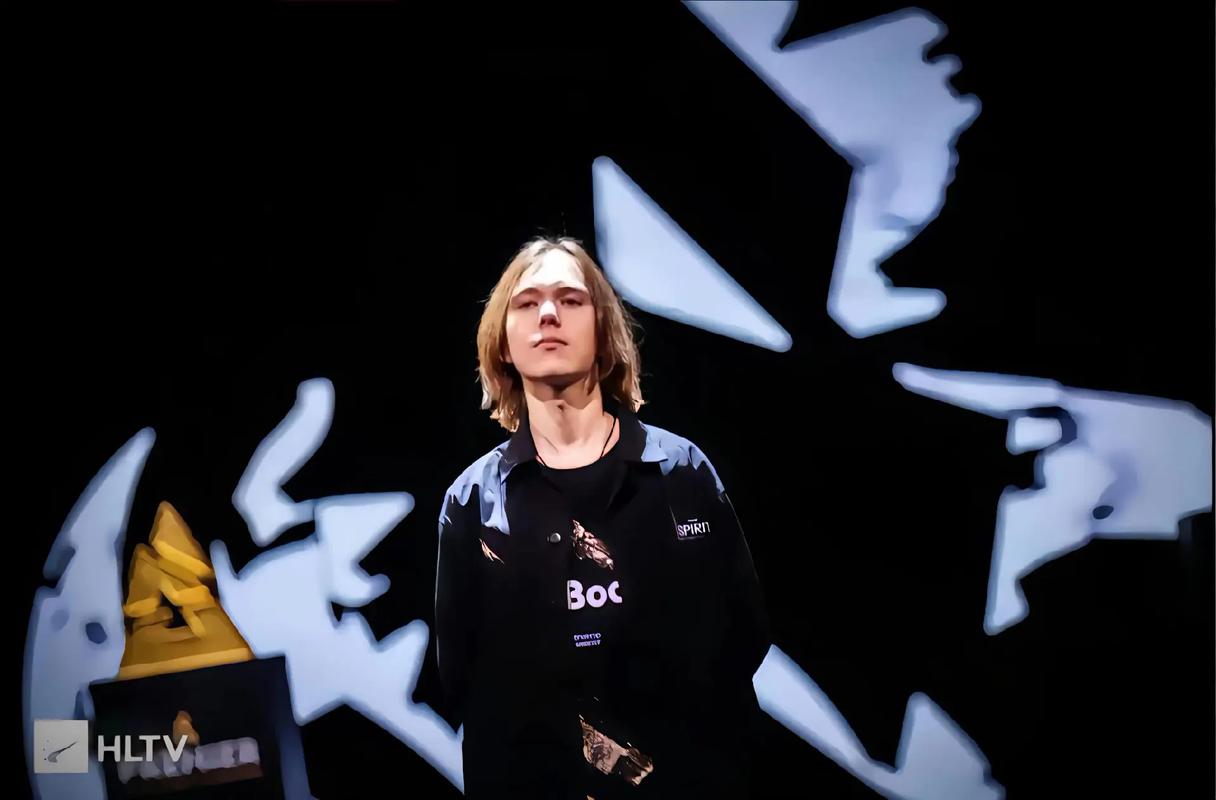 【赛前预告】2025LPL春季赛，1月12日OMG vs FPX