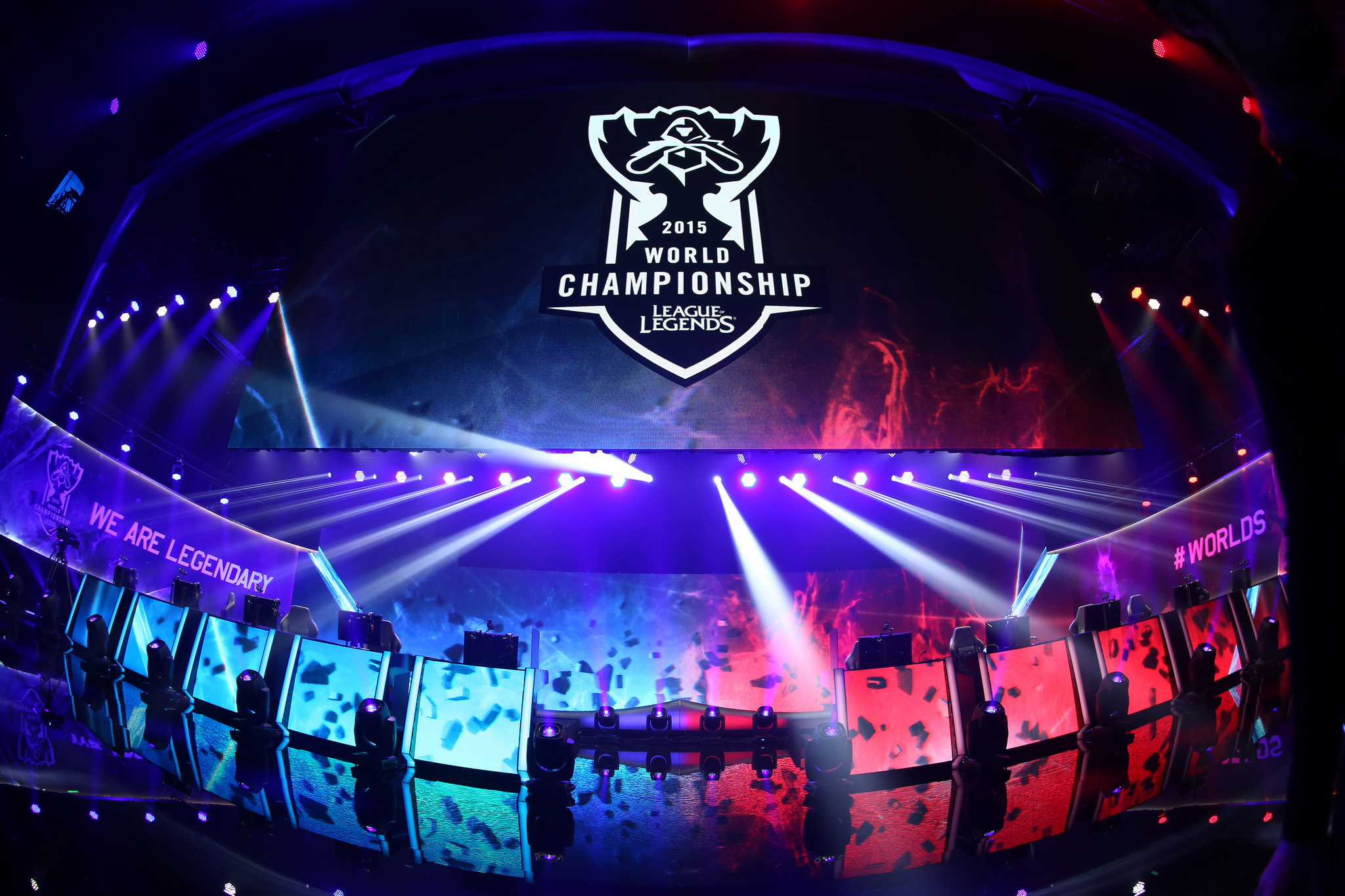 WBG赛后群访 主教练：我们只训练了8天，所以现在磨合还不够